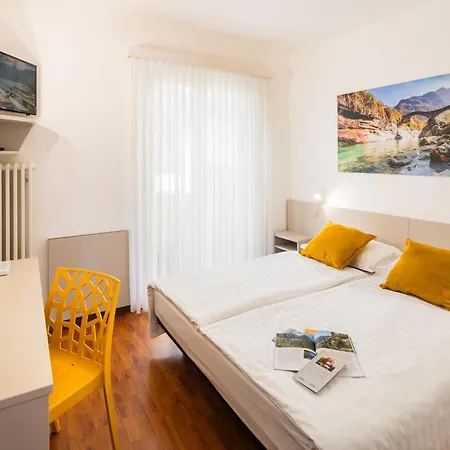 Rondinella Hotell Locarno