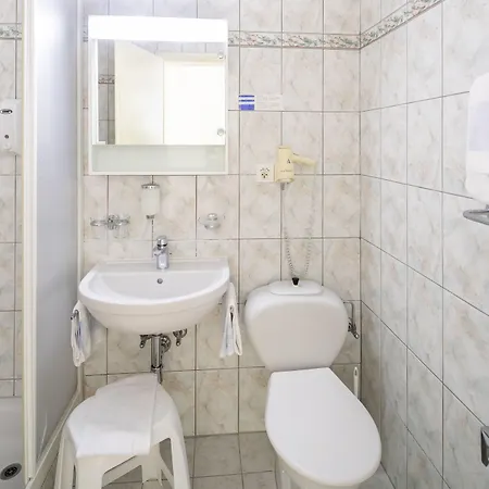 Hotell Rondinella 2*