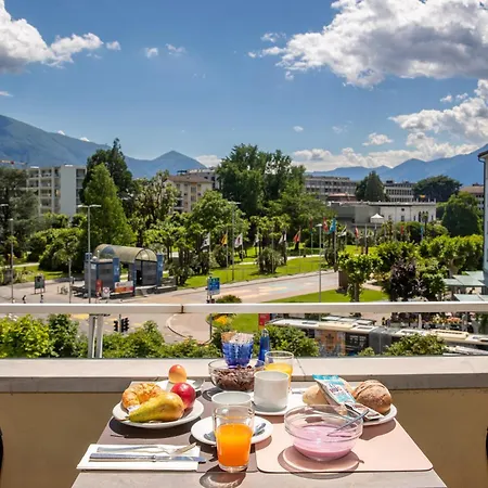 Отель Rondinella 2*