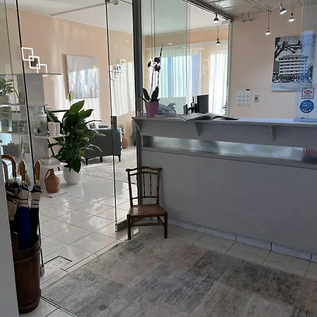 Rondinella 2* Локарно